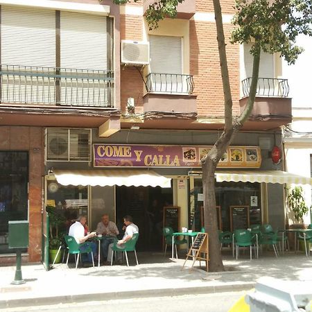 Apartamento Capuchinos Málaga Exterior foto