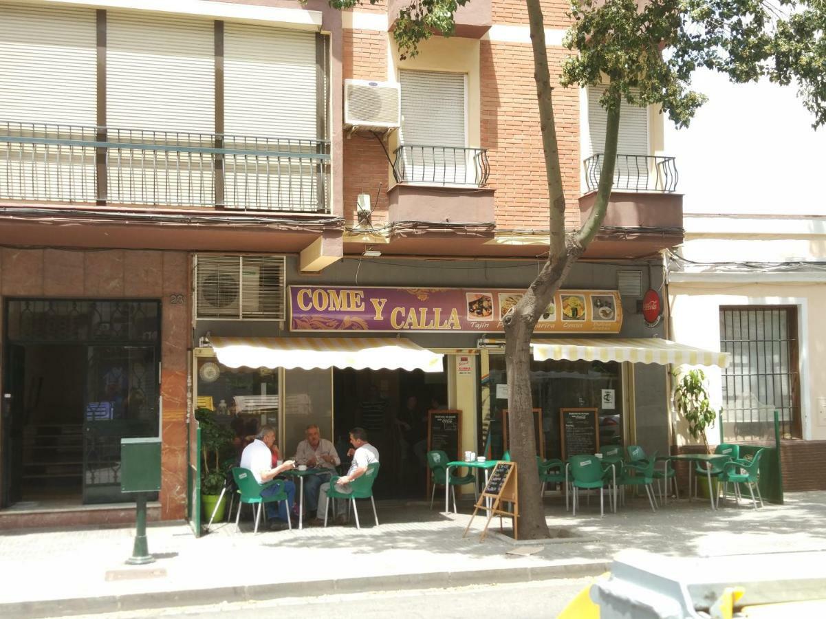 Apartamento Capuchinos Málaga Exterior foto